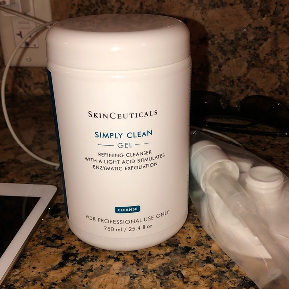 skinceuticals simply clean cleanser